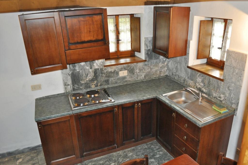 Гостевой дом Borgo Isola Santa Экстерьер фото